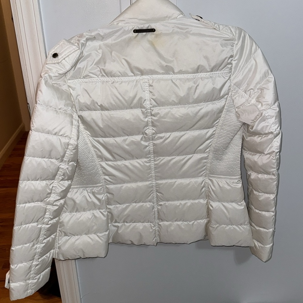 Burberry Spring Jacket. Size small. - Picture 3 of 3